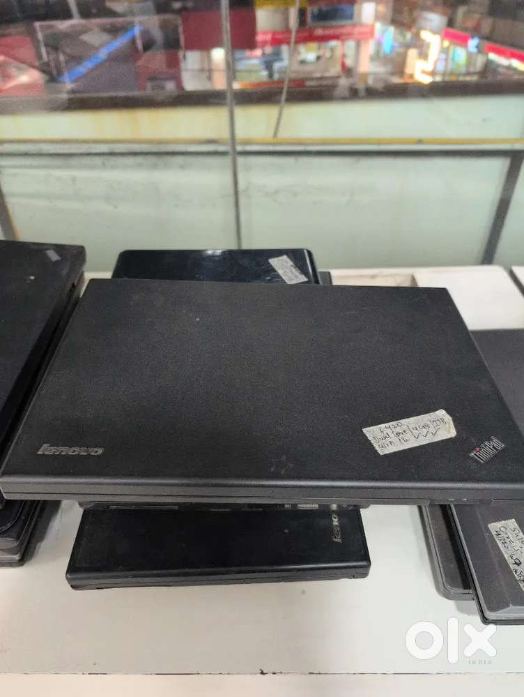 Dual Core / 4 GB / 1 TB / 14 HD AntiGlare / Windows 10.