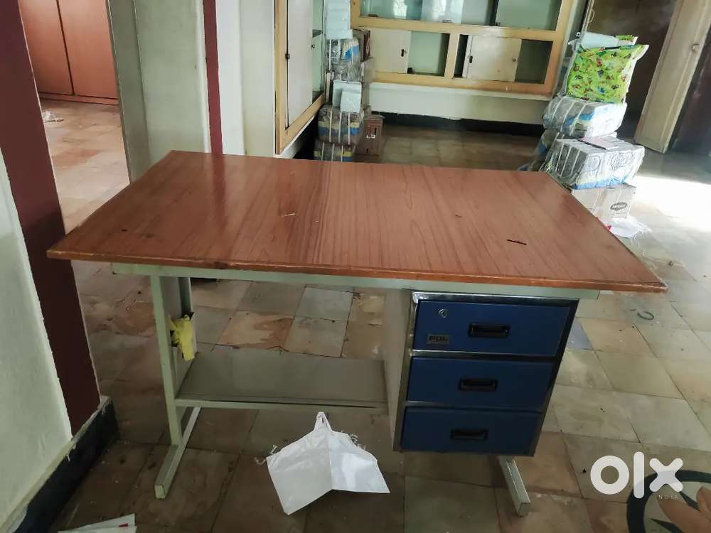 Table for office, study purpose with lock storage