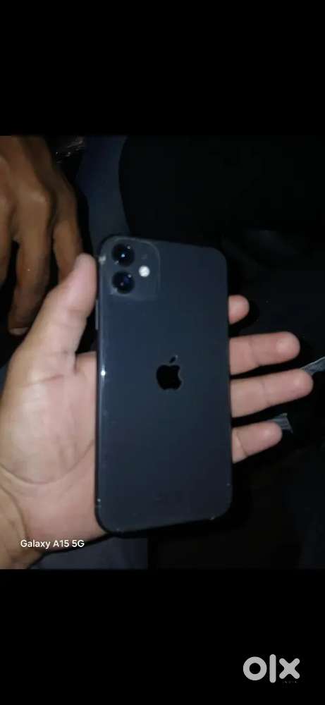 I phone 11 Global 128GB 12 month old