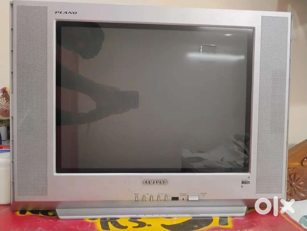 Samsung Plano  euro multi sliver colour tv