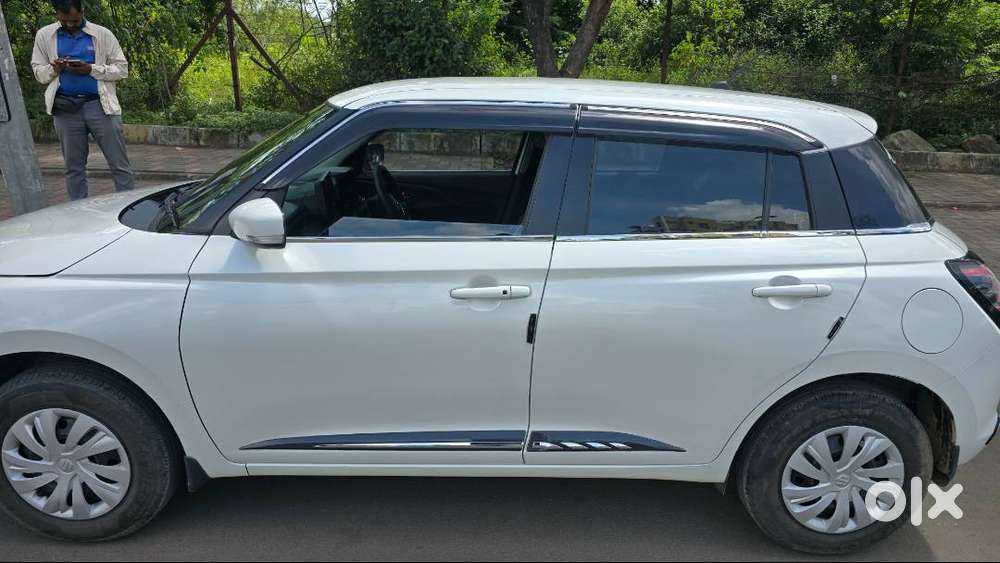 Swift 2025 new model only 2200 km driven