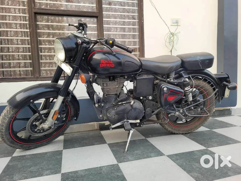 Royal enfield classic 350 stealth black with dual channel abs