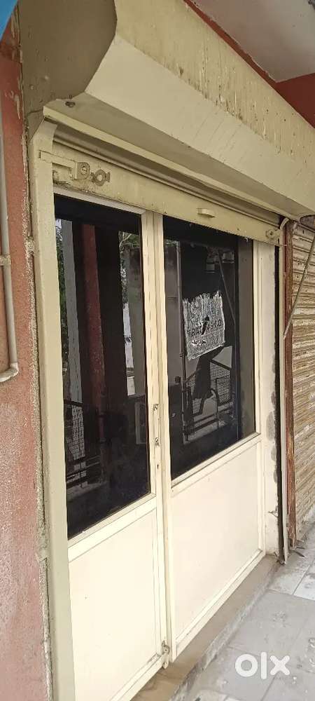 Shop for Rent