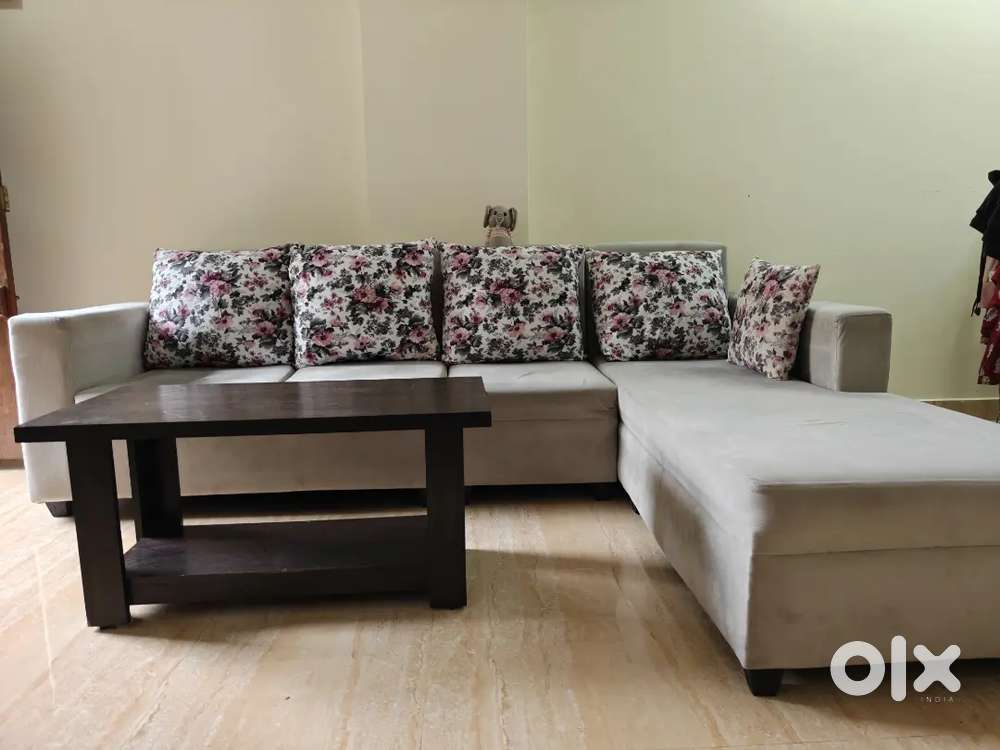 6 Seater L Shape sofa with Coffee Table