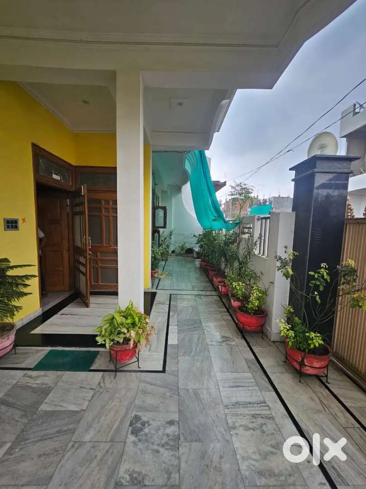 Beautiful 3 bhk part of house for rent at Ashoknagar