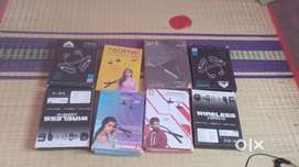 10 Bluetooth headphones  10 wireless headphone 3 plastic bucket..