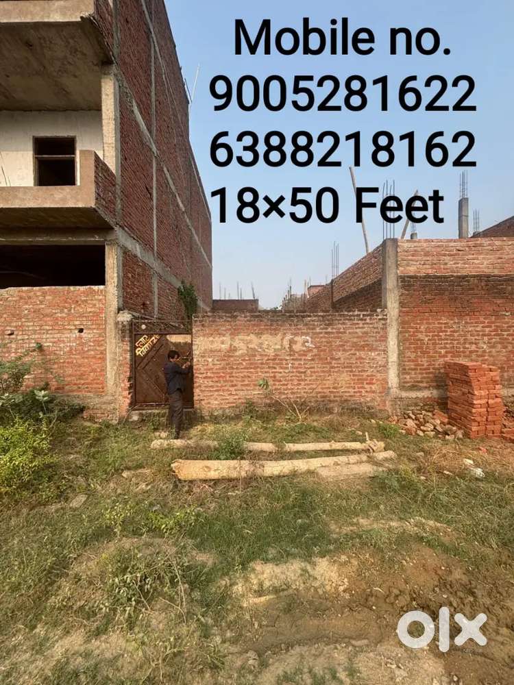 Plot in Naramau behind petrol pump