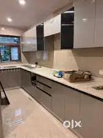 DDA, Freshly renovated, ground floor with outdoor balcony.