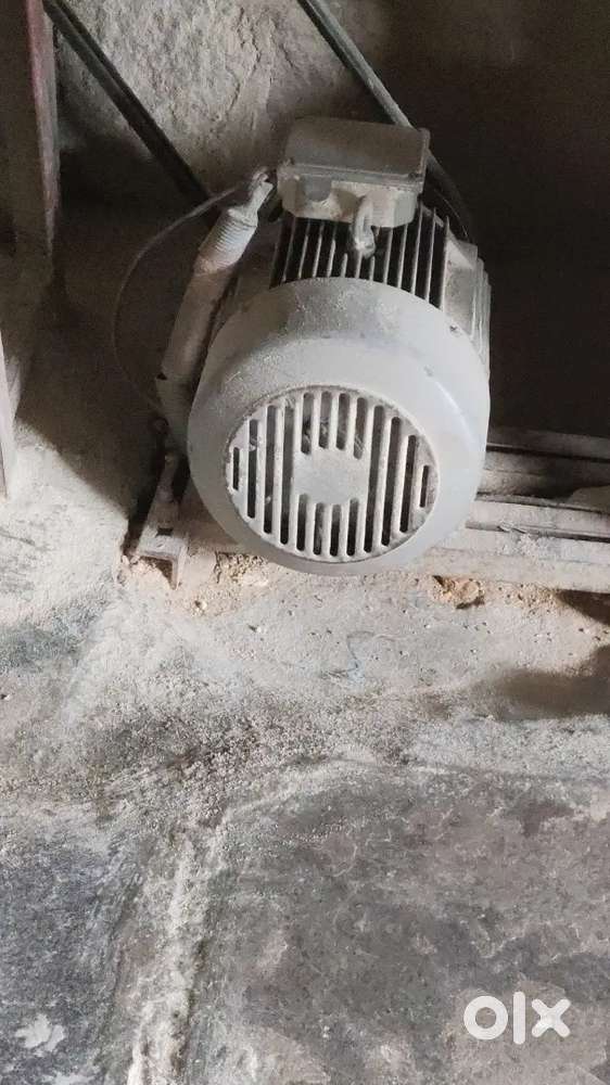 Floor motor 7.5 hp  simency company machine