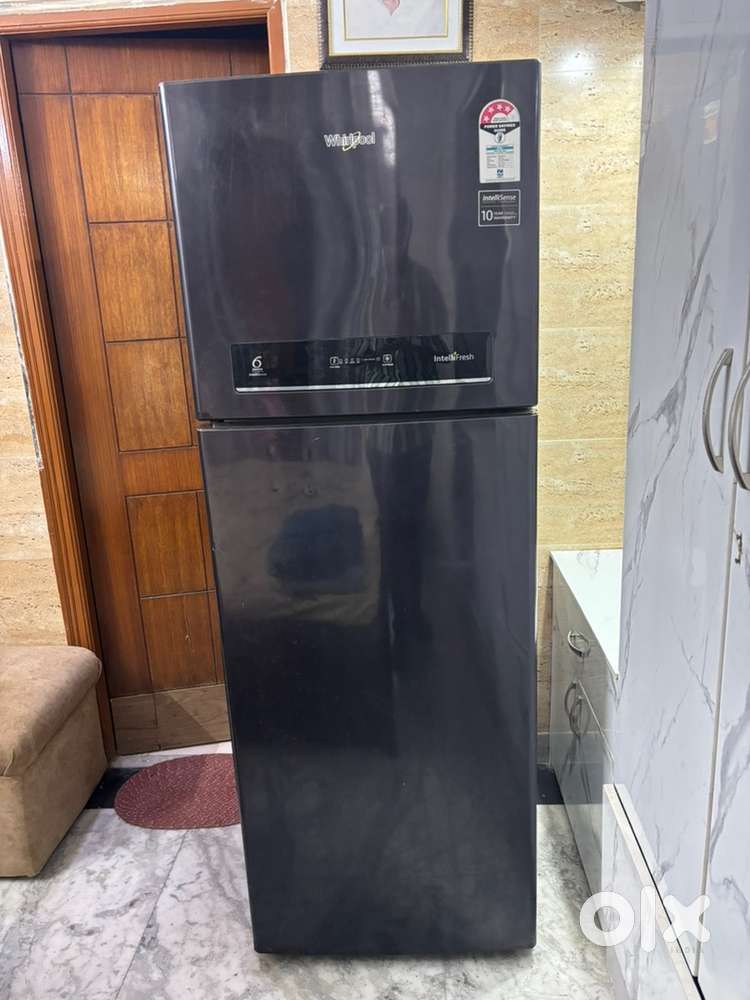 Whirlpool 2 Door Refrigerator