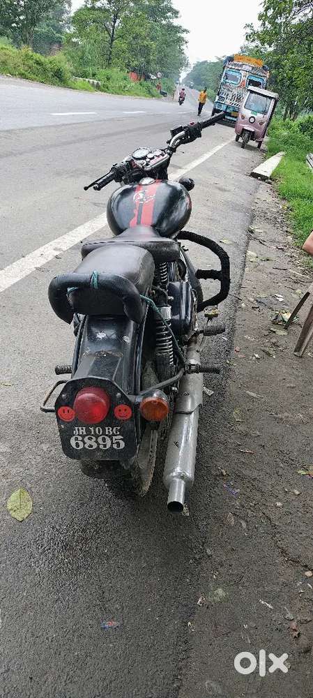 Alll condition ok classic 350 2016 december 12 month