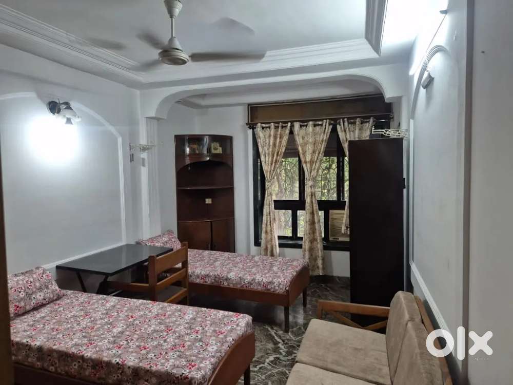 IN KOPARKHAIRANE Pg at prime location fully furnished no brokerage