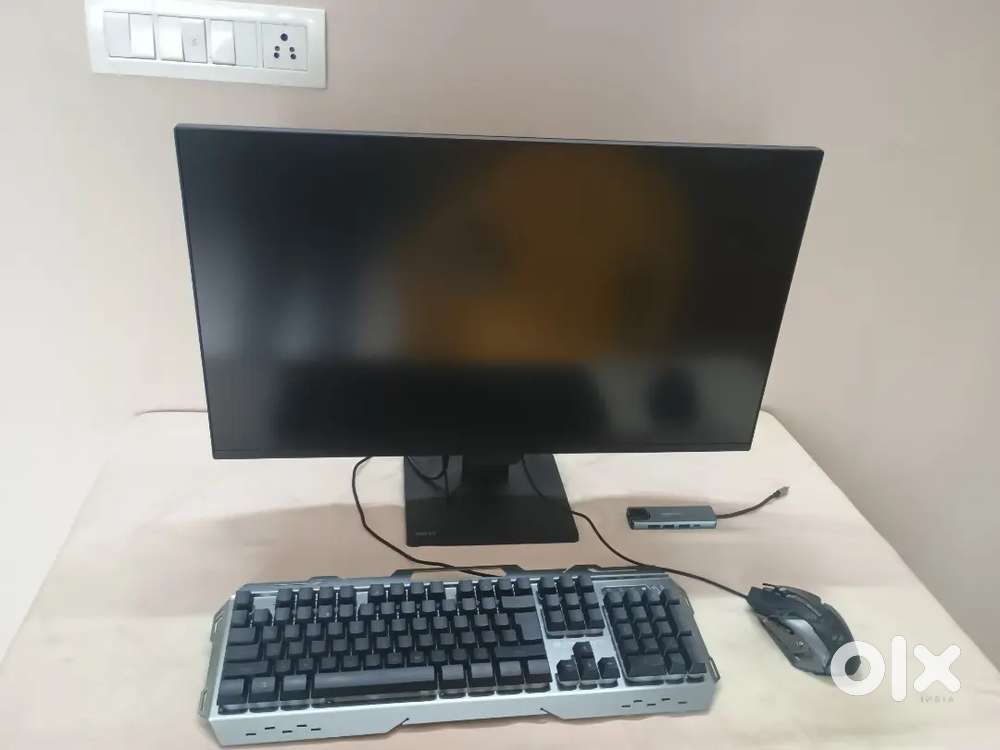 Benq 27 2K Monitor Bought a month before and keyboard with mouse