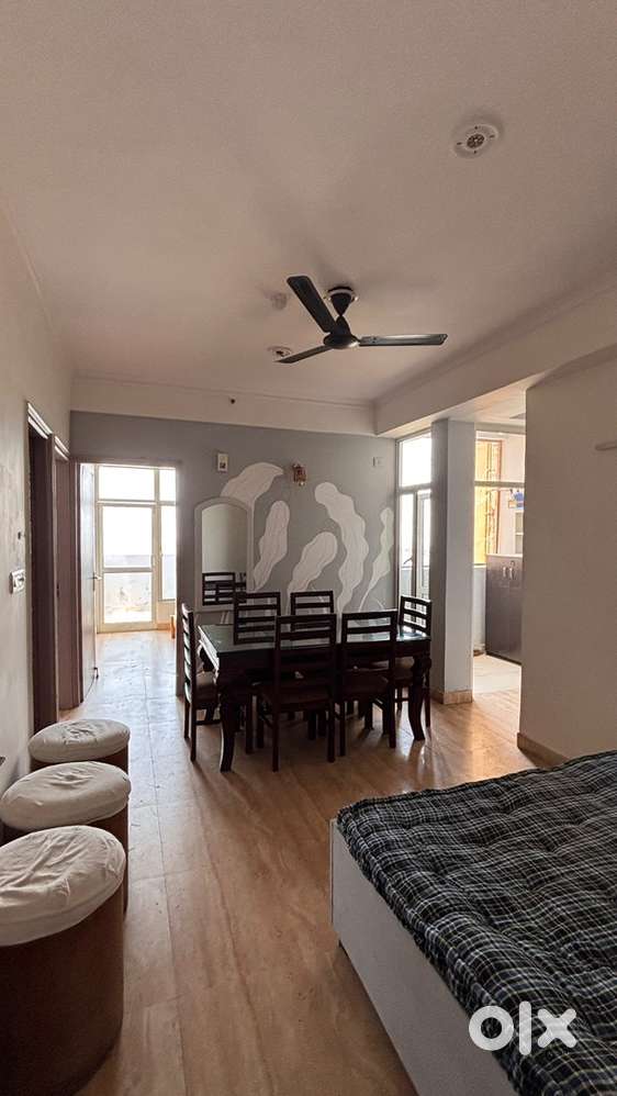 2BHK Fully Furnished Corner Flat