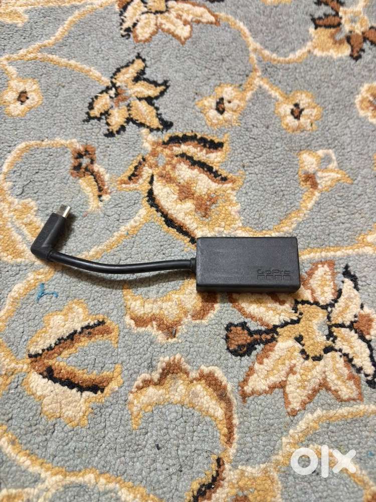 Selling my go pro adapter and case