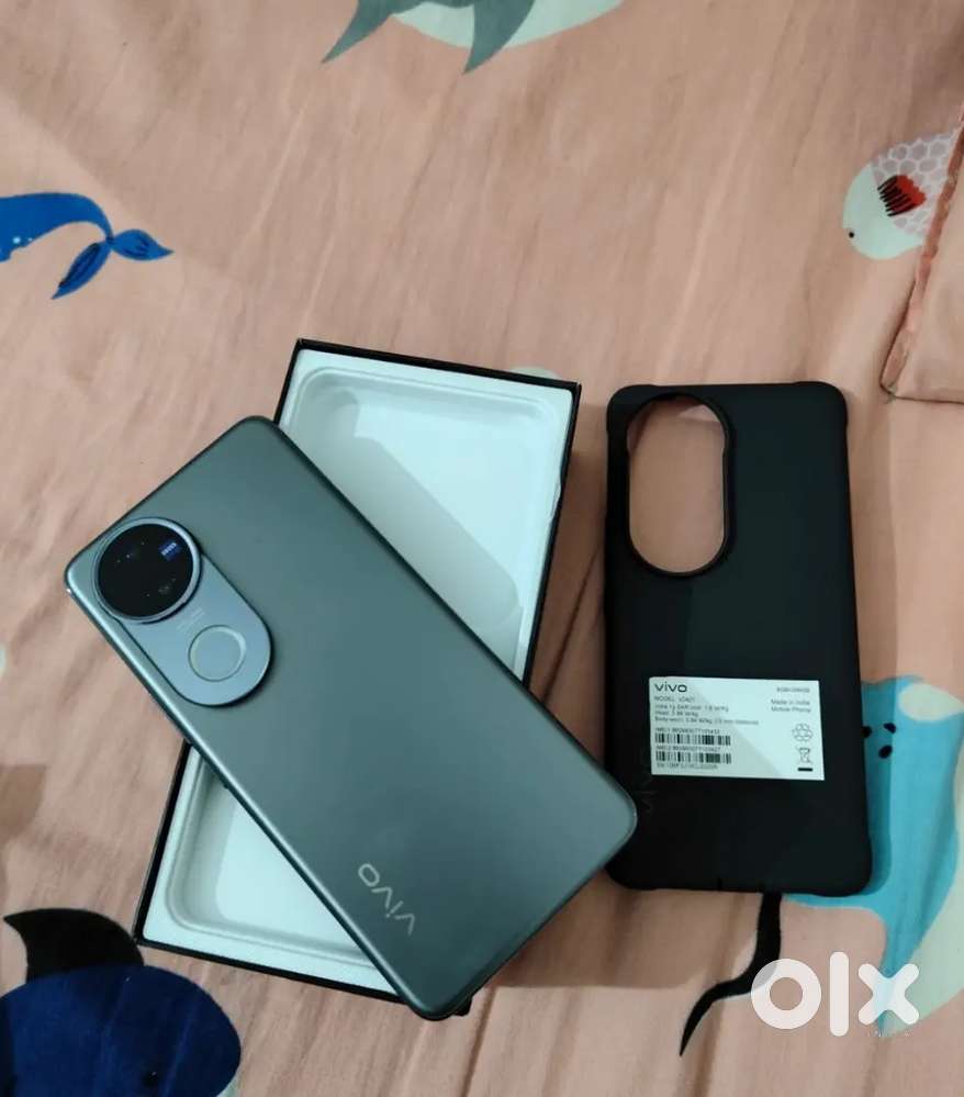 V50 5G (Titanium Grey, 128 GB) (8 GB RAM)