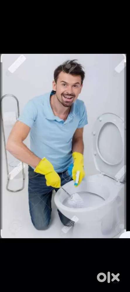 BATHROOM CLEANING JOB PLEASE CHECK PHOTOS DOOR TO DOOR SERVICE
