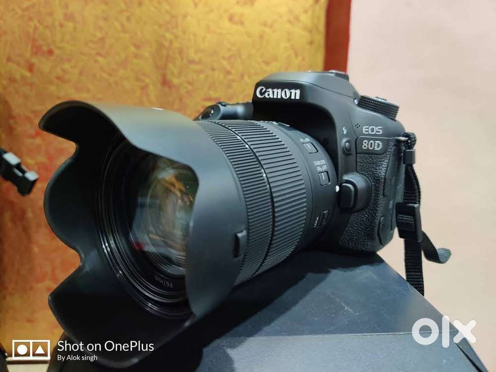 Dslr camera canon 80D