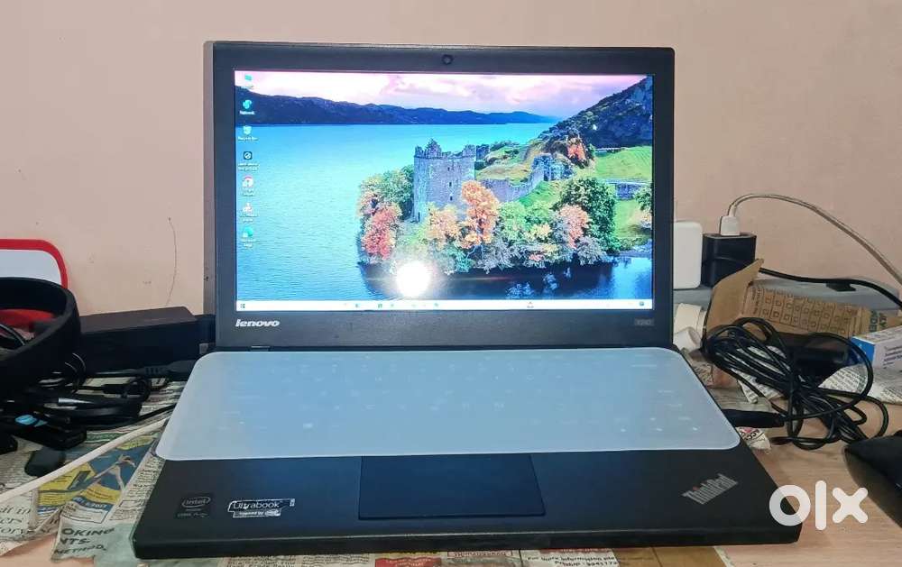 Lenovo ThinkPad X240 Good Condition