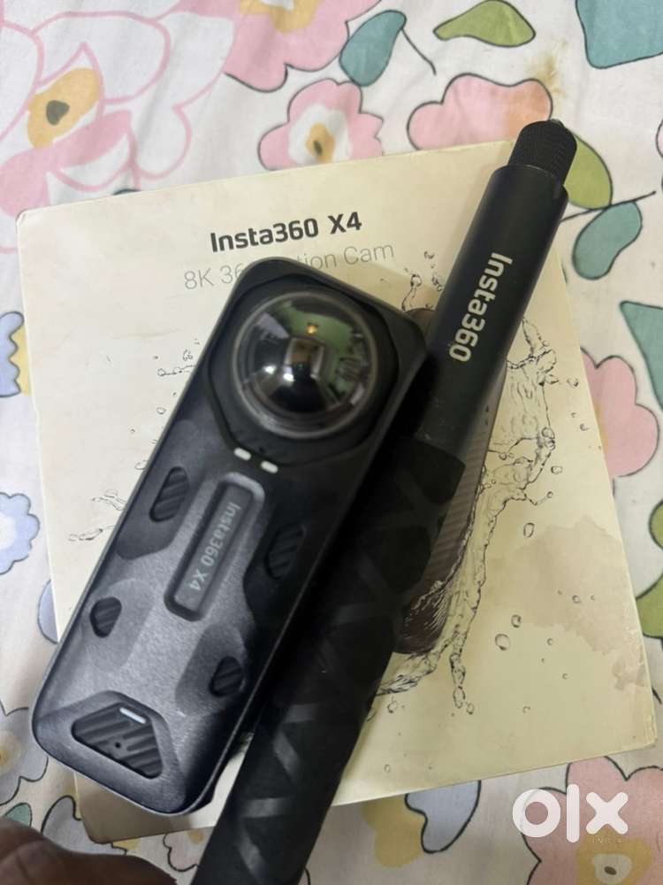 INSTA 360 X4 NEW CONDITION RARE USE