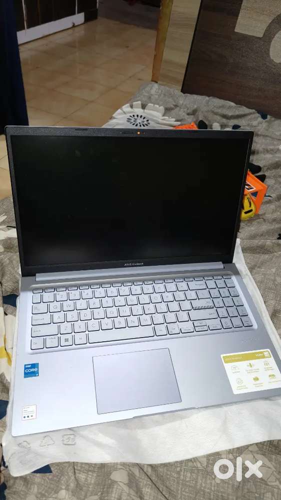 Asus vivobook 15