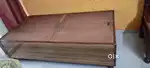 Diwan with box