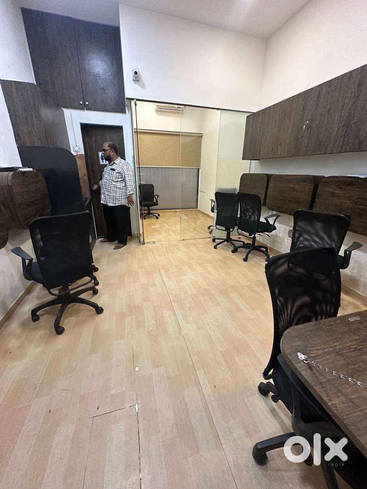 Available office for rent ready to move space in crystal plaza andheri