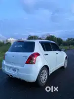 SWIFT2012 PETROL CNG
