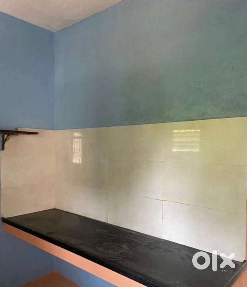 Looking for family members rent 3700 eb extra as unit runs