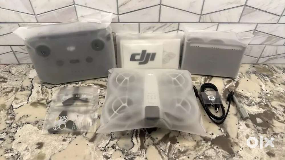 DJI Neo Drone Fly More Combo Quadcopter