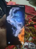 Samsung s22 ultra zero scrachs perfect only phone