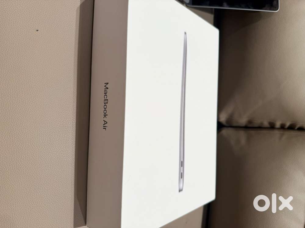 MacBook Air M1  Like New  8GB/256GB  Space Grey  2023 Purchase