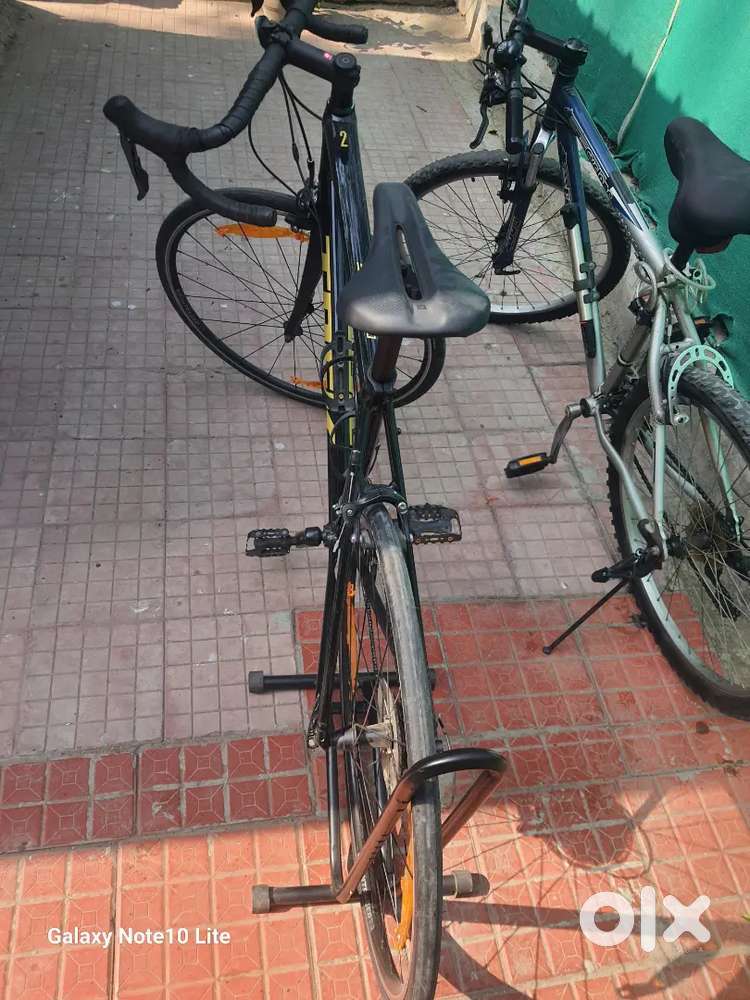 Cycle with 21 shimano Gears speed cycle, light weight chrome rim