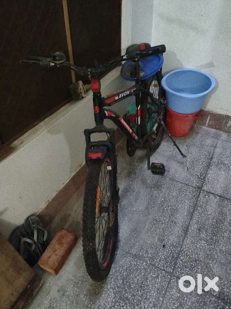 Avon thick tire bycyle with good condition with lights