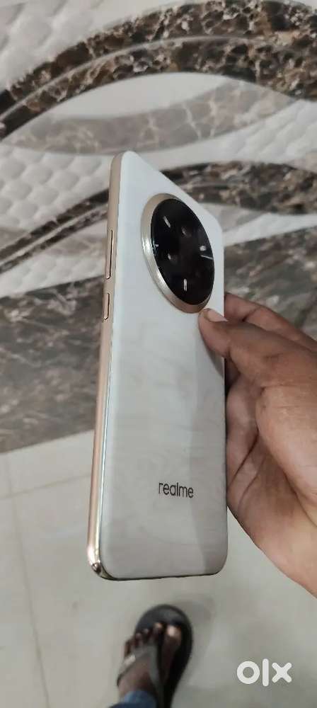 Realme 14 Pro + New Condition With Warranty 8+128 Zoom 120x