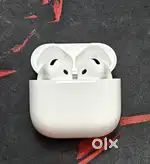 Apple AirPods 4 with Active Noise Cancellation – Excellent Condition