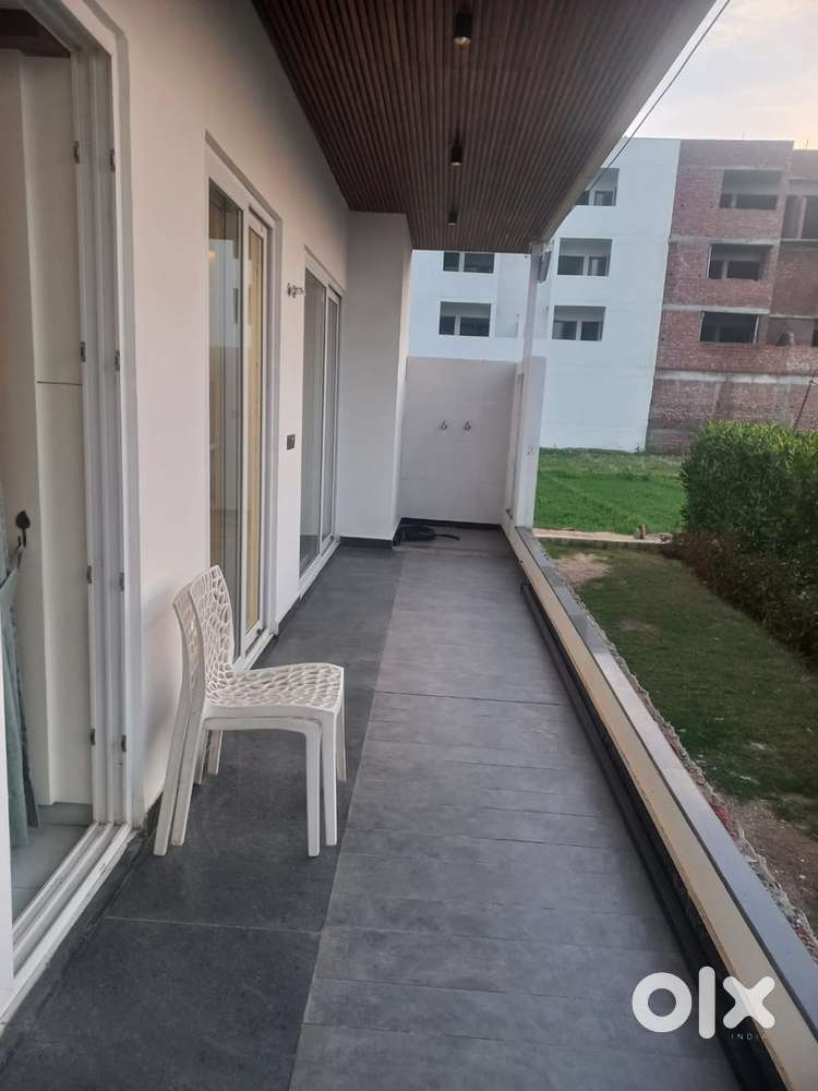 2BHK FLAT AVAILABLE AT AEROCITY ADJOINING I BLOCK