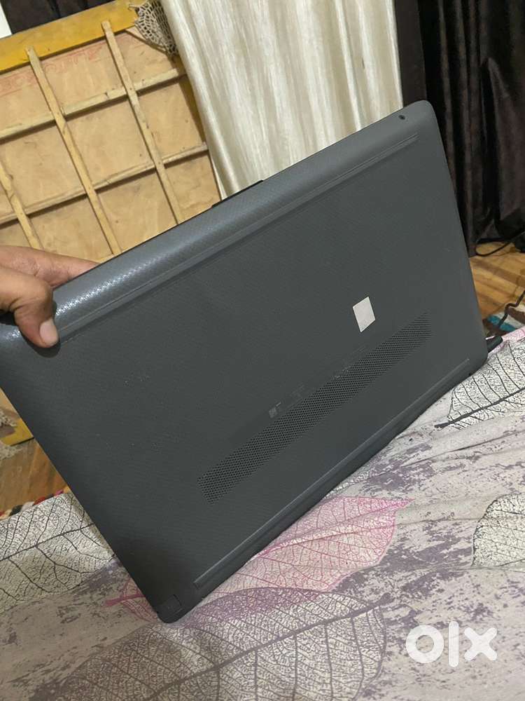 Hp laptop in black