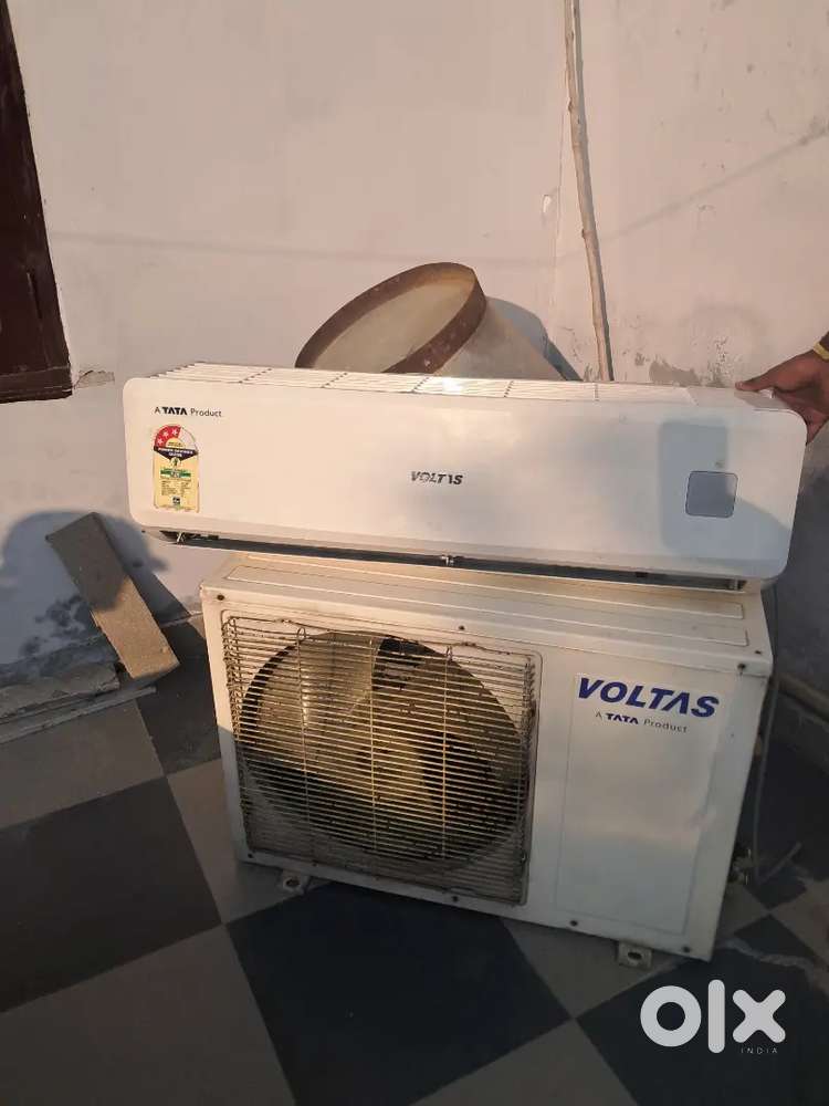 1 ton Voltas a/c well maintain
