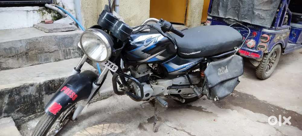 CT 100 Puri complete hai engine vagaira sab abhi khula nahin hai