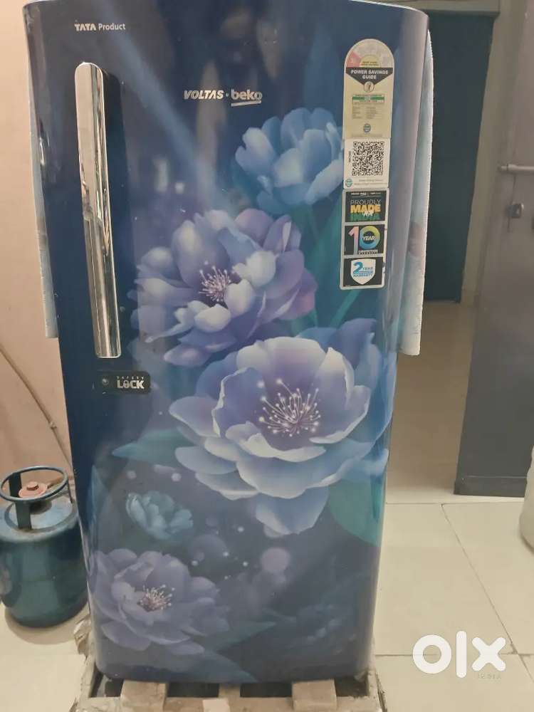single door fridge