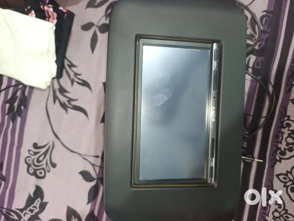 Sony Ax300 android player