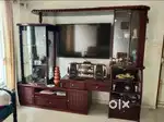 TV Unit विकणे आहे. Showcase Kapat