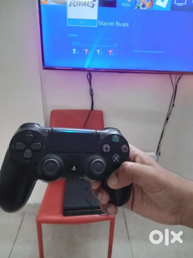 PS4 slim with 10 games preloaded