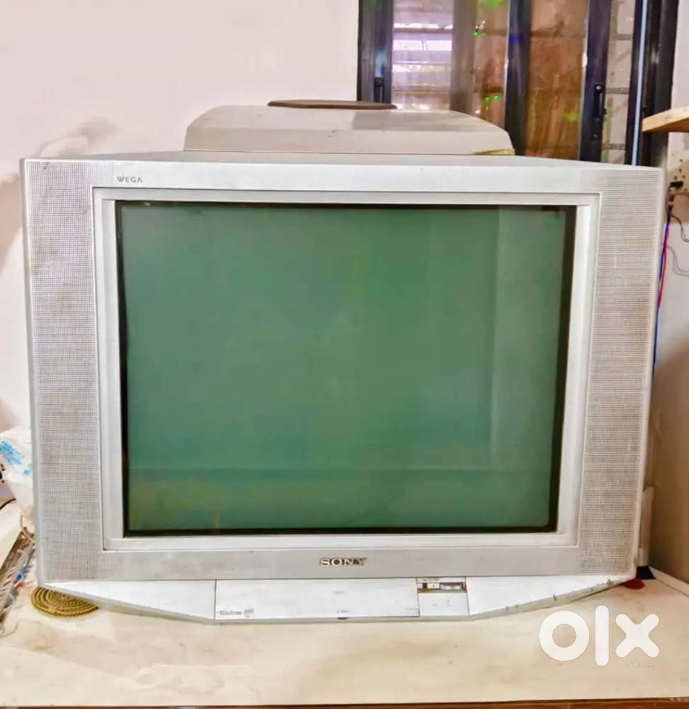 SELLING MY SONY TV