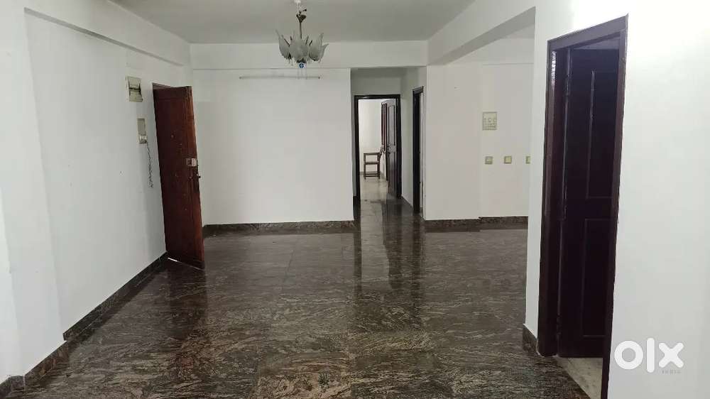 3 bhk semi furnished flat for rent in kodialbail
