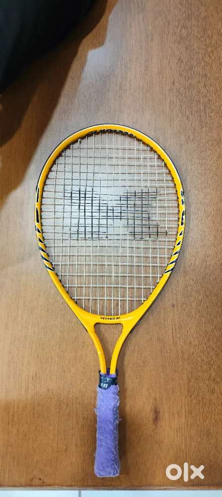 Lawn tennis racket - Junior