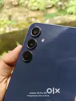 Just 8  days old brand new phone. Samsung galaxy A35 5G