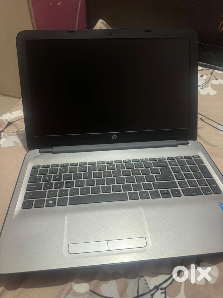 HP Laptop – i3 5th Gen  8GB RAM  15.6” Display   ₹8000