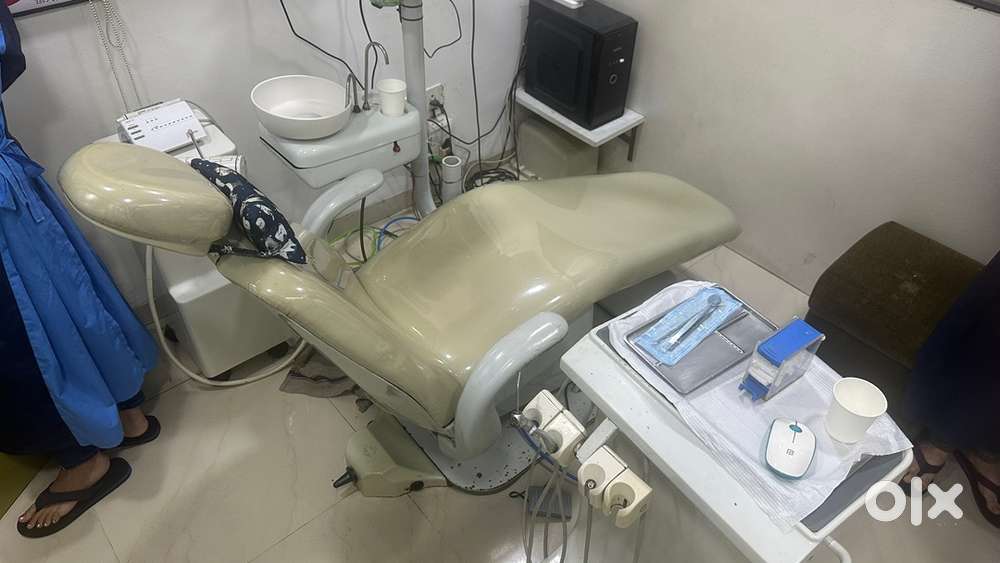 Dental chair
